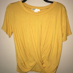 Women’s Yellow top